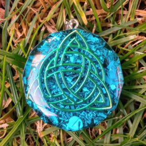 Pendentif Triquetra